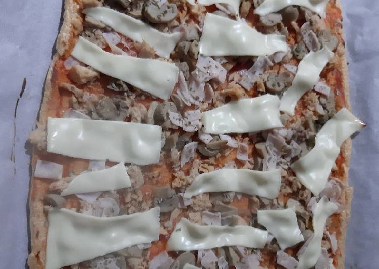 Pizza con pan nube