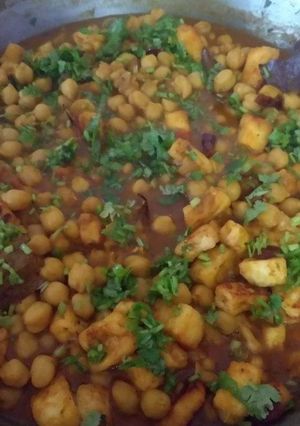 A picture of Chola Paneer.