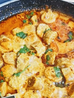 राजस्थानी गट्टे की सब्जी (rajasthani gatte ki sabzi recipe in Hindi) रेसिपी मुख्य फोटो