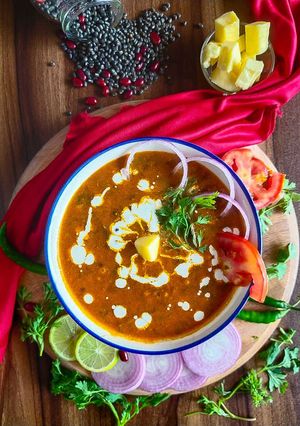 દાલ મખની (Dal Makhani Recipe In Gujarati) રેસીપી મુખ્ય ફોટો