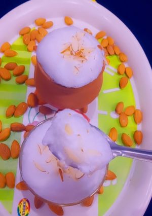मक्खन मलाई (makkhan malai recipe in Hindi) रेसिपी मुख्य फोटो