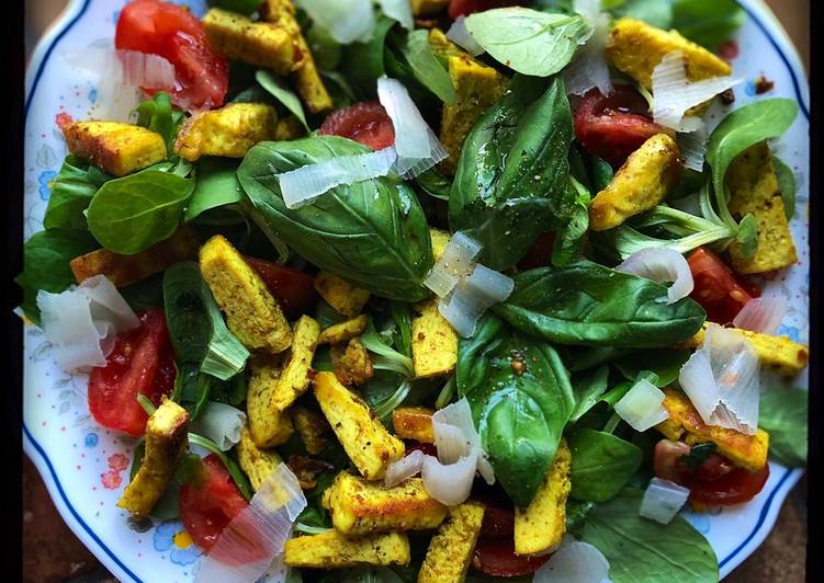 Insalata di tofu al curry