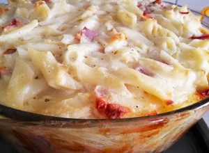 Rakott sonkás, sajtos tészta recept fotója