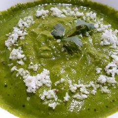 A picture of Coconut and coriander chutney.
