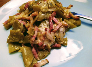 Foto principal de Judías verdes salteadas con bacon y queso