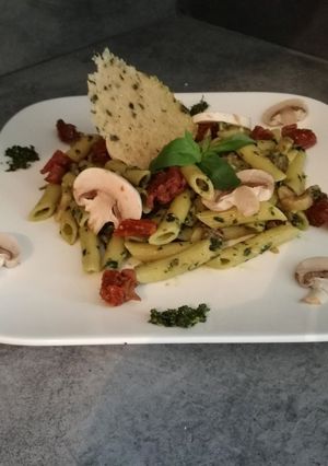 Une photo de Pennes au pesto