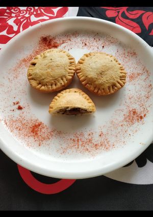 A picture of Pyaj Kachodi.