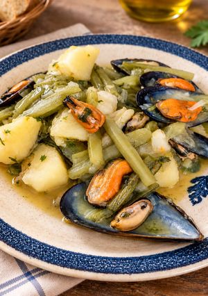 Una foto de Borrajas con Mejillones