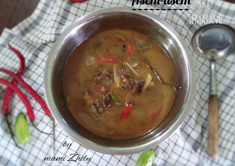 Kerang Masak Asem-asem khas Semarang