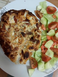 Una foto de Tortilla de Frankfurt en hojaldre al horno