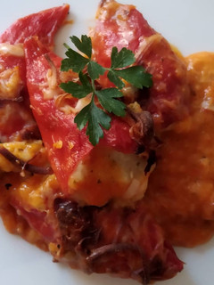 Una foto de Pimientos del piquillo rellenos de bacalao