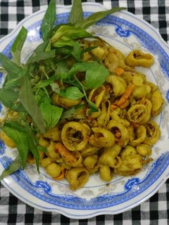Hình của món Lòng xào nghệ.
