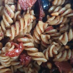 A picture of GRGS Pasta salad.