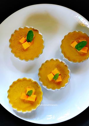 A picture of Eggless Mango Pudding.