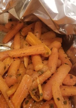A picture of European grilled carrots.