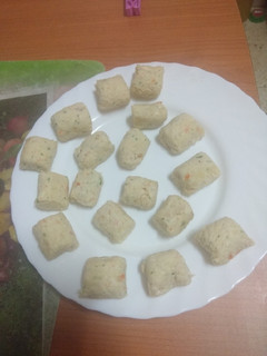 Una foto de Croquetas de merluza y palitos de cangrejo