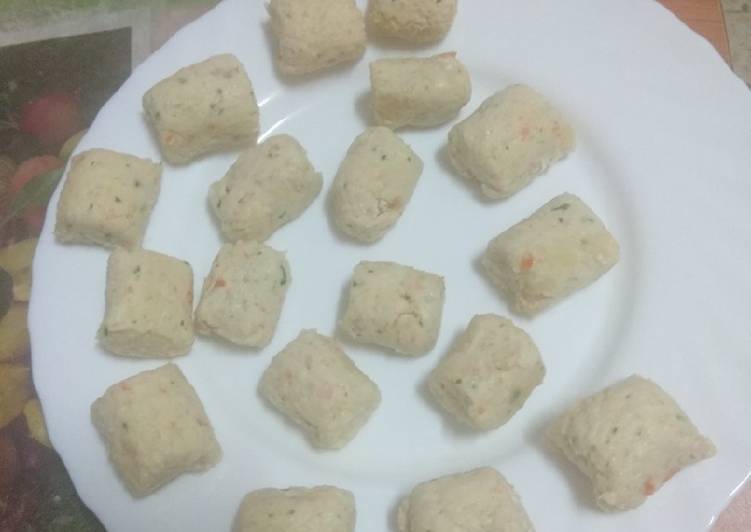 Croquetas de merluza y palitos de cangrejo