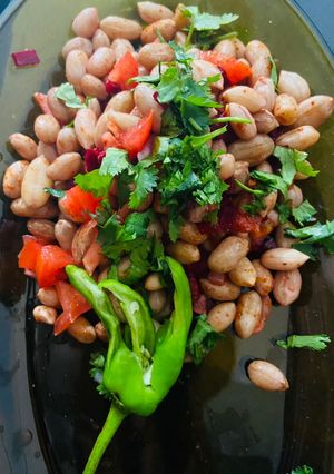પીનટ ચાટ(Peanut Chaat recipe in Gujarati) રેસીપી મુખ્ય ફોટો