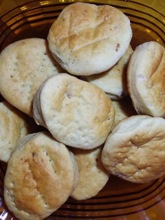 Una foto de Tortitas de grasa/ Semita con chicharrón