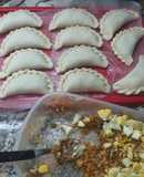 Empanadas de pata y muslo de pollo