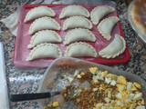 Empanadas de pata y muslo de pollo
