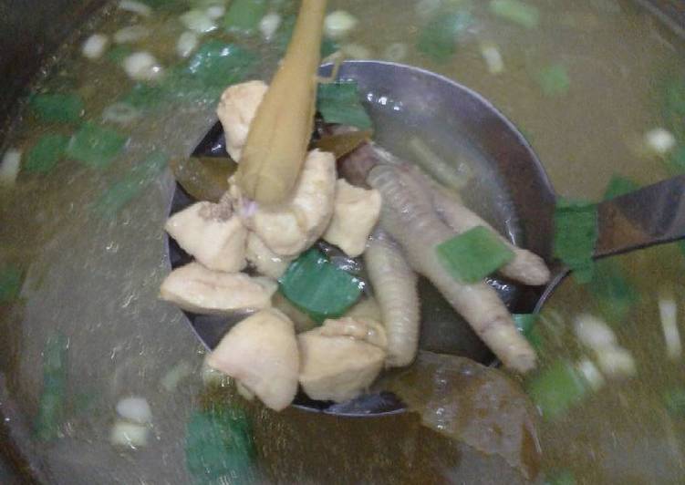 Langkah Mudah untuk Membuat Soto ceker plus ayam Anti Gagal