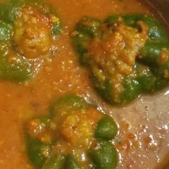 A picture of Stuffed capsicum.