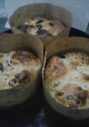 Una foto de Pan Dulce con Secretos familiares