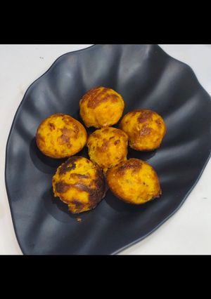 A picture of Handva Bites.