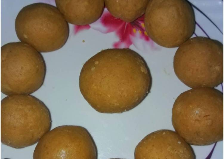 Recipe of Any-night-of-the-week Besan ke laddu