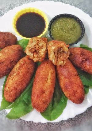 A picture of Kibbeh.