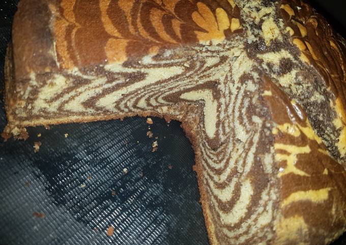 Zebra cake