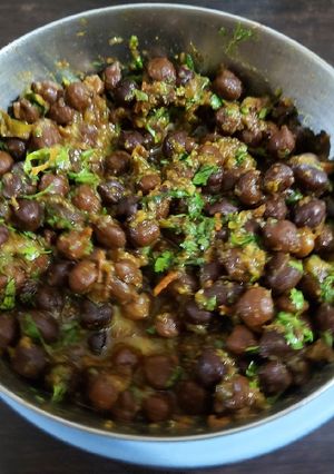 A picture of Desi Chana sabji.