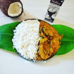 A picture of Fish cooked with Coconut Milk.