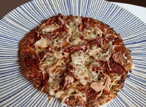 Una foto de Pizza con base de calabacín en Airfryer