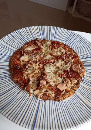 Foto principal de Pizza con base de calabacín en Airfryer