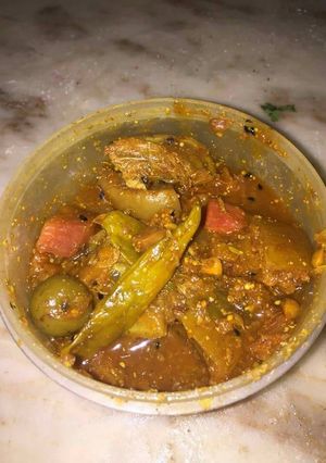 A picture of Mix veg ka achaar.