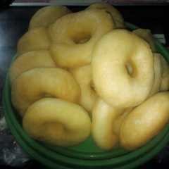 A picture of Doughnut (donat) empuk menul (J.co KW).