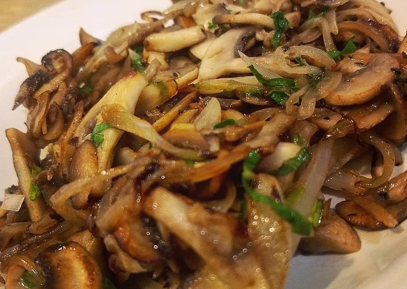 Champiñones con epazote
