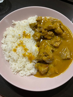 Una foto de Pollo al curry casero