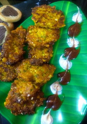 A picture of Spicy corn pancakes.