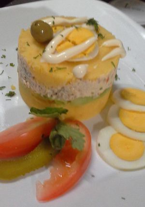 Una foto de Causita limeña con pollo