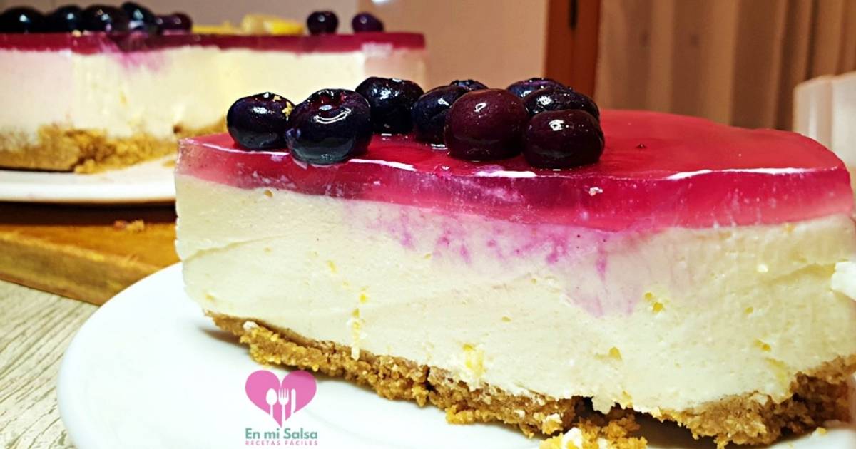 Cheesecake de limón con gelatina de arándanos Receta de Belén 