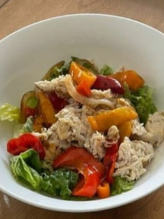 Foto de Salada de Frango e Pimento