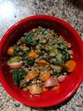 10 ingredient, 1-pot lentil soup