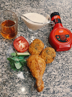 عکسی از دستور کنتاکی مرغ و سیب زمینی