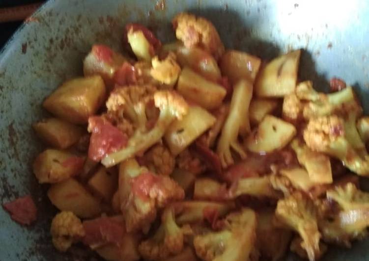 How to Prepare Super Quick Homemade Potato cauliflower fry