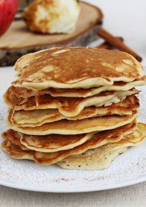 Fahéjas-almás palacsinta recept fotója
