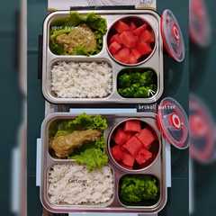 รูปของ Bekal Opor Ayam dan Brokoli Butter
