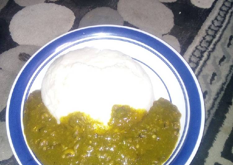 Tuwon Masara Miyan kuka(Corn meal swallow) Tuwon Masara Miyan kuka(Corn meal swallow)